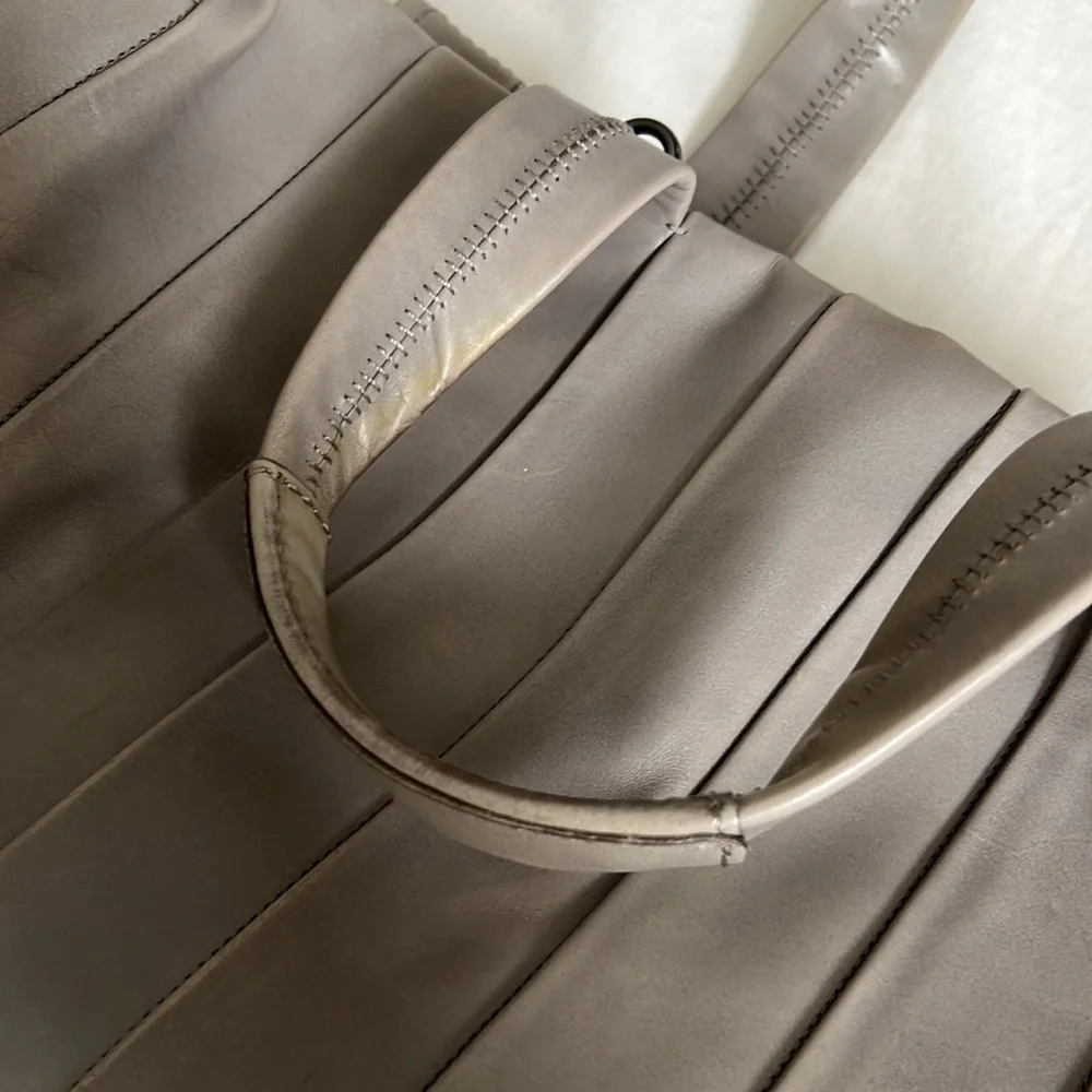 Reed Krakoff gray bag - Picture 2 of 5